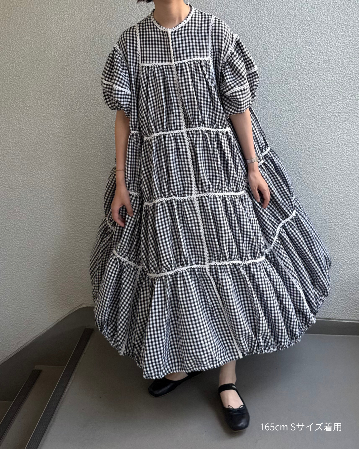 gingham patchwork volume onepiece – white × black