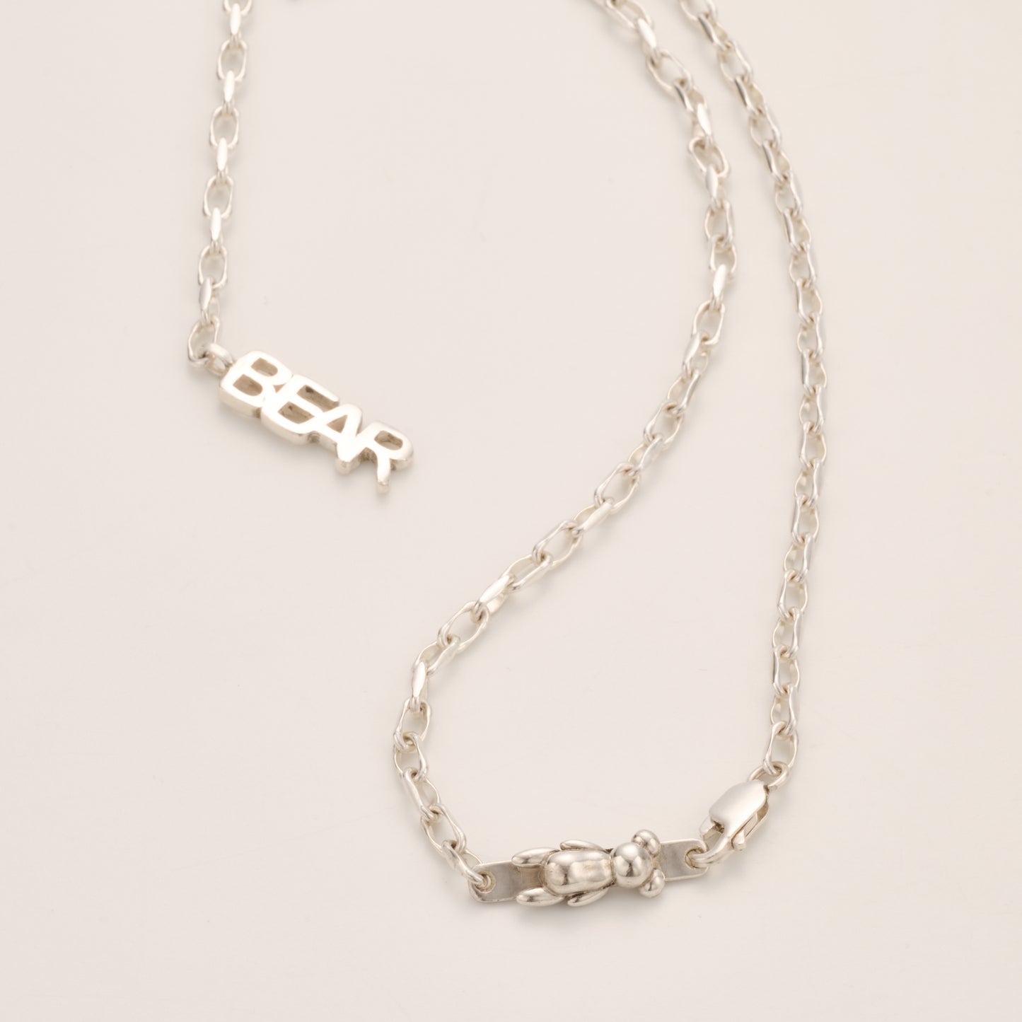 futago BEAR necklace