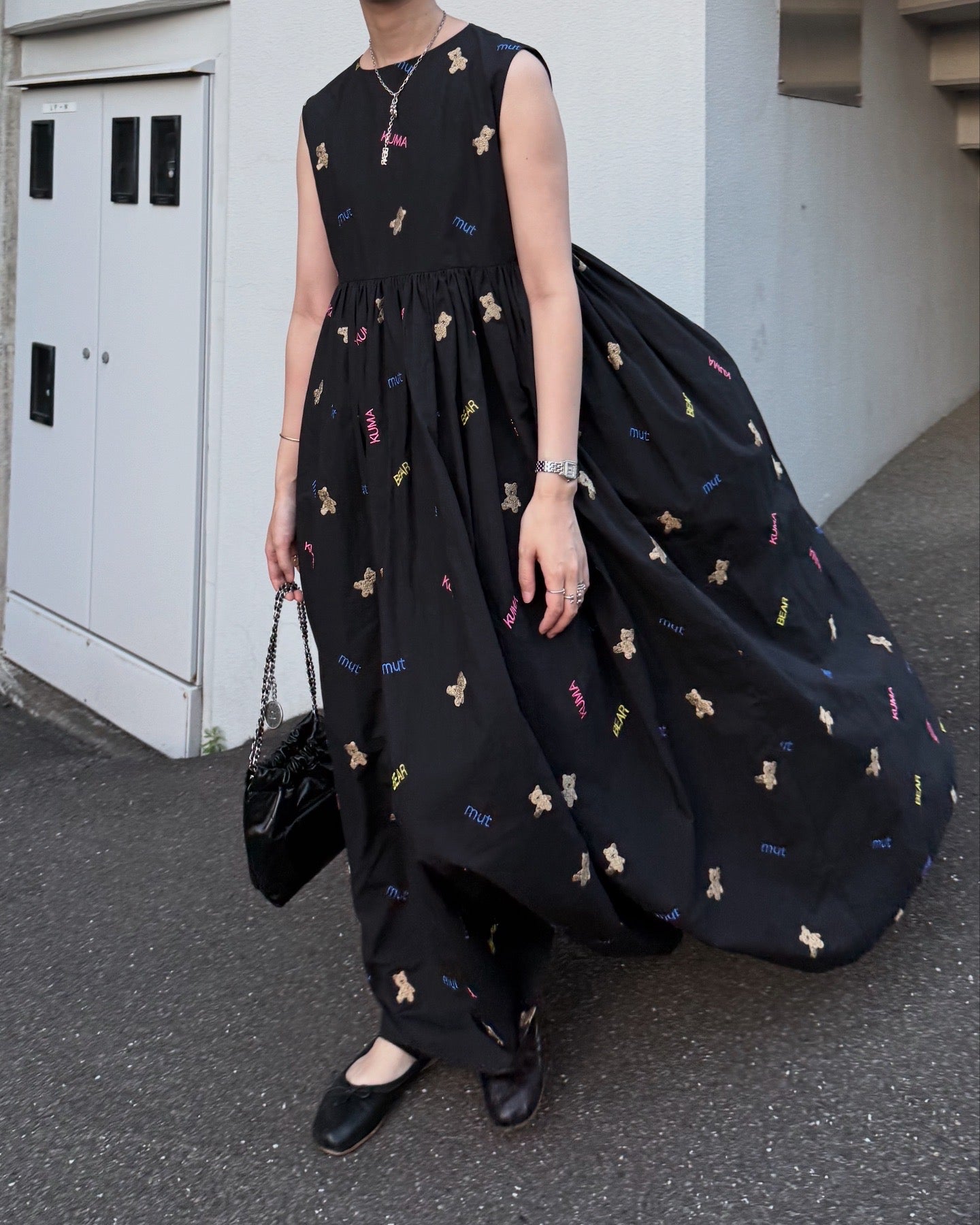 kuma embroiery onepiece