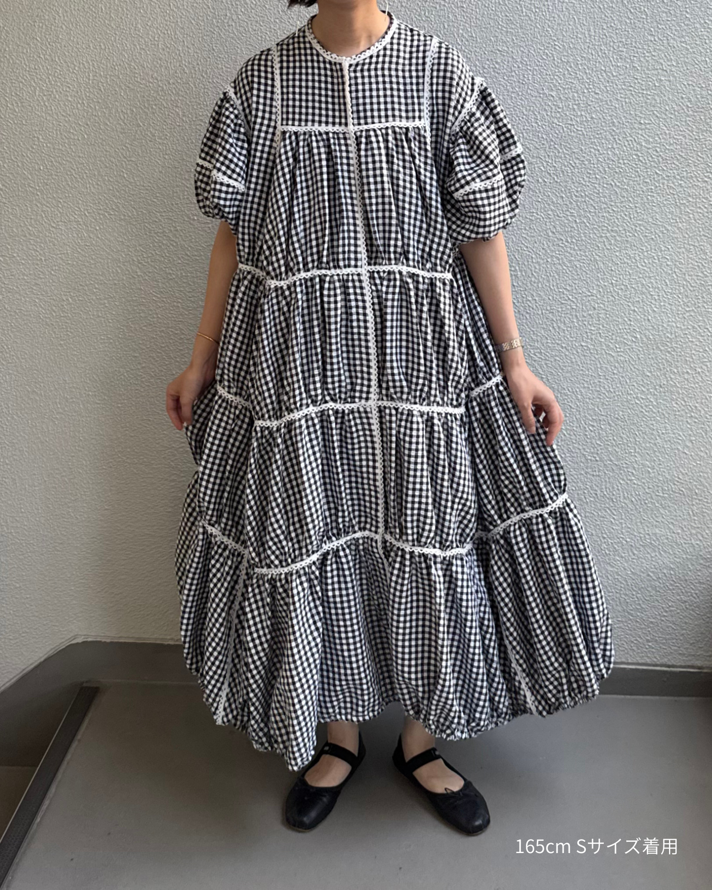 gingham patchwork volume onepiece – white × black