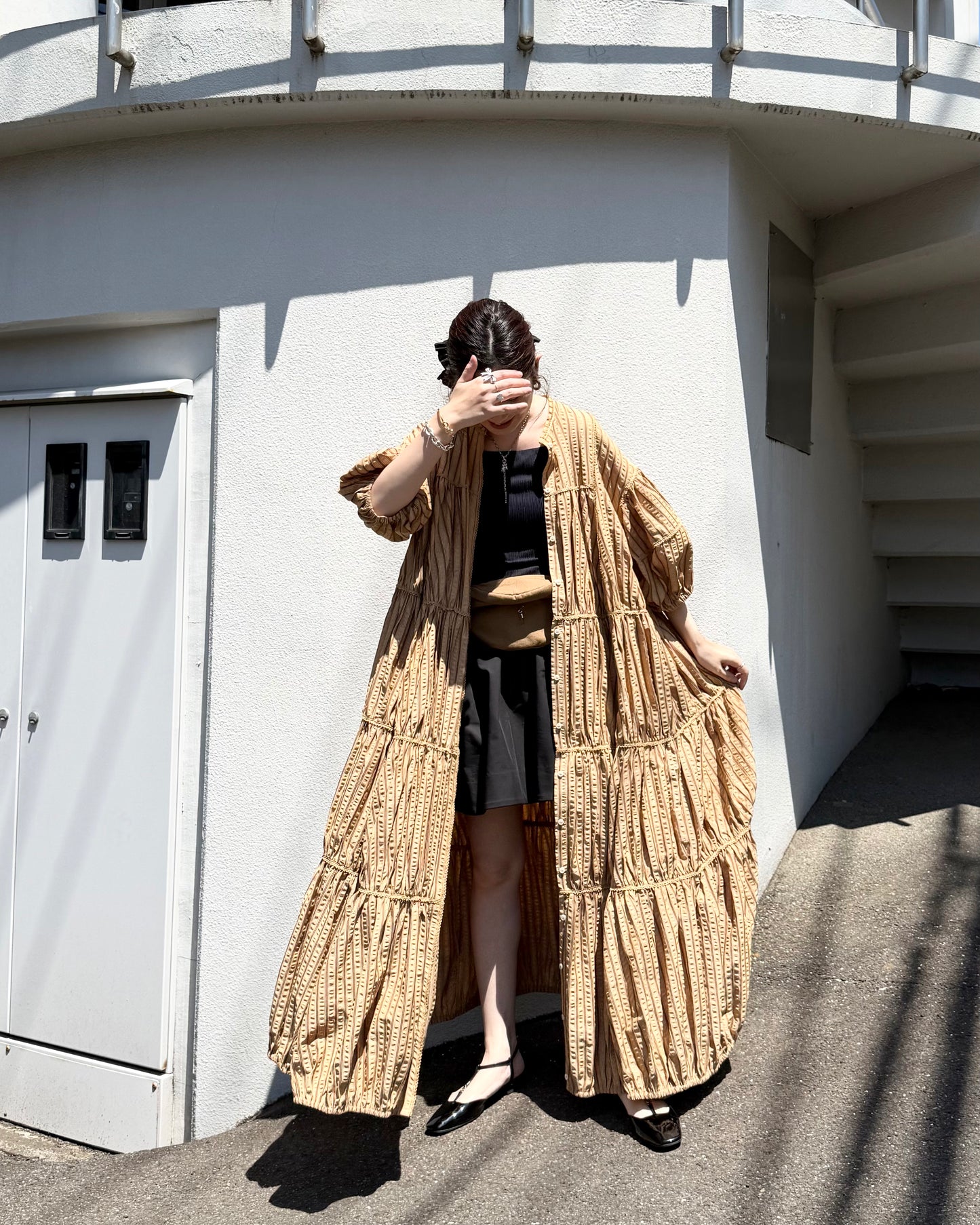 stripe volume onepiece – beige