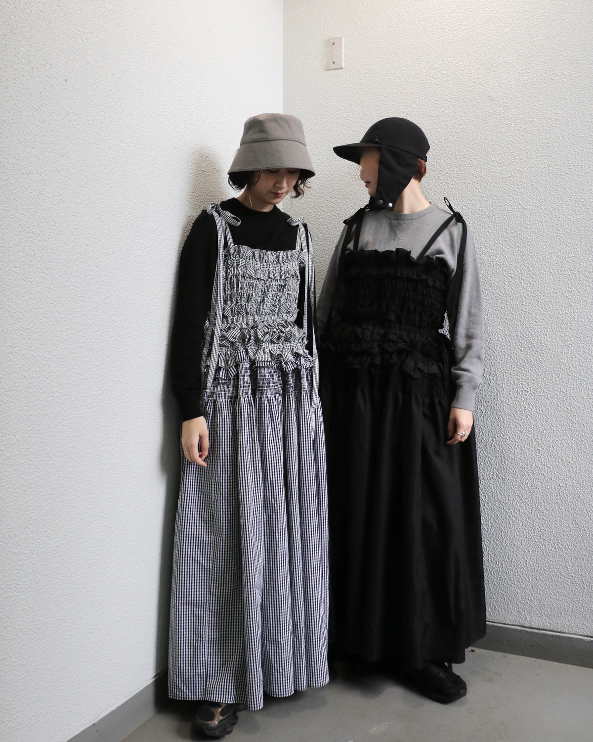 cami ribbon frill onepiece - black