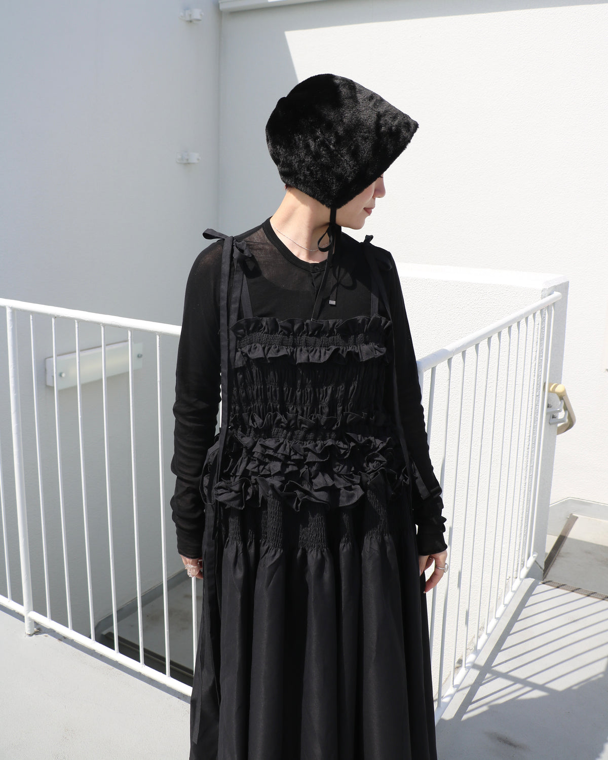 cami ribbon frill onepiece - black