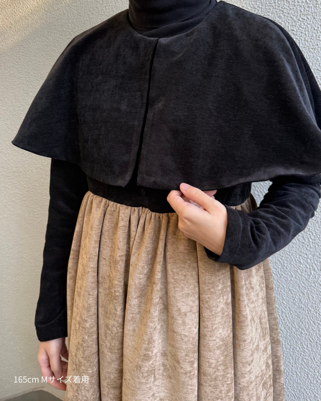 【預購】格紋拼布洋裝 – 白 × 黑