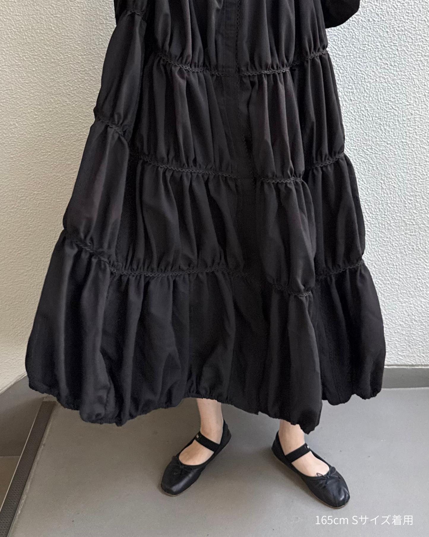 ginghamless patchwork volume onepiece – black