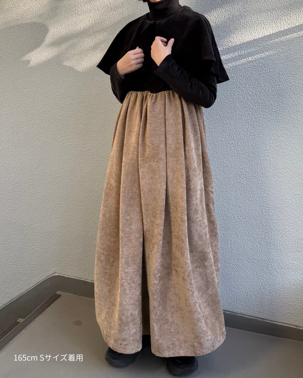 【預購】格紋拼布洋裝 – 白 × 黑