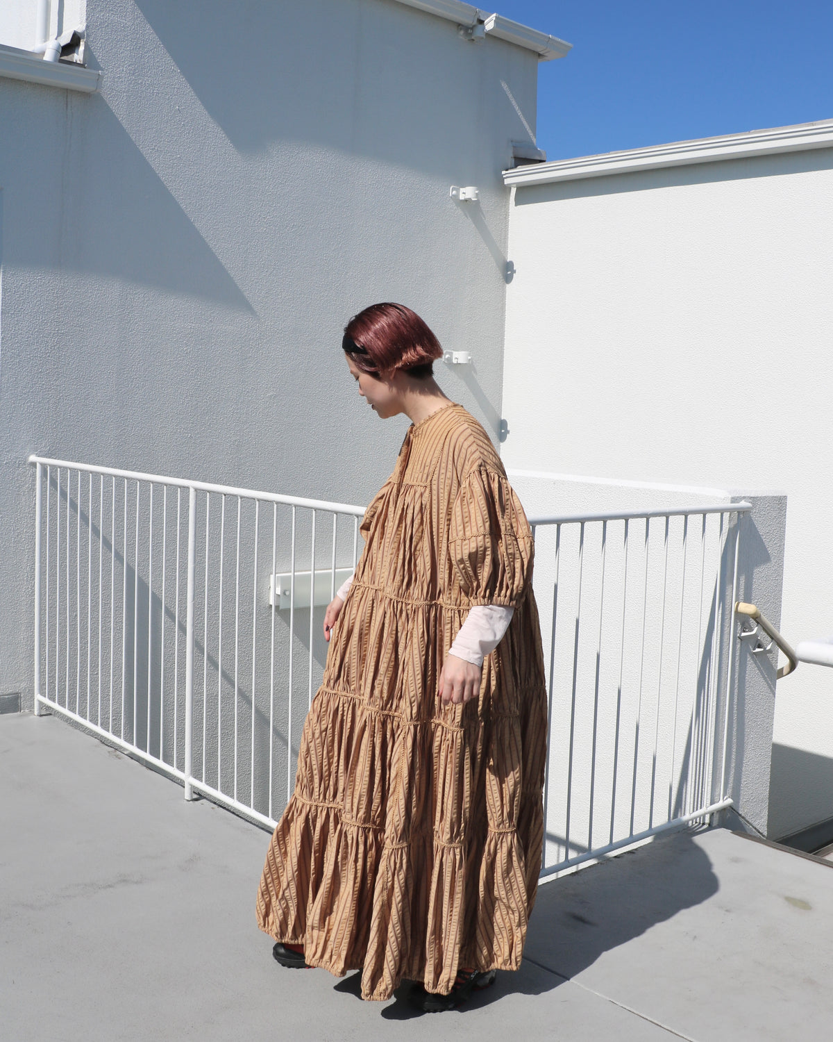 stripe volume onepiece – beige