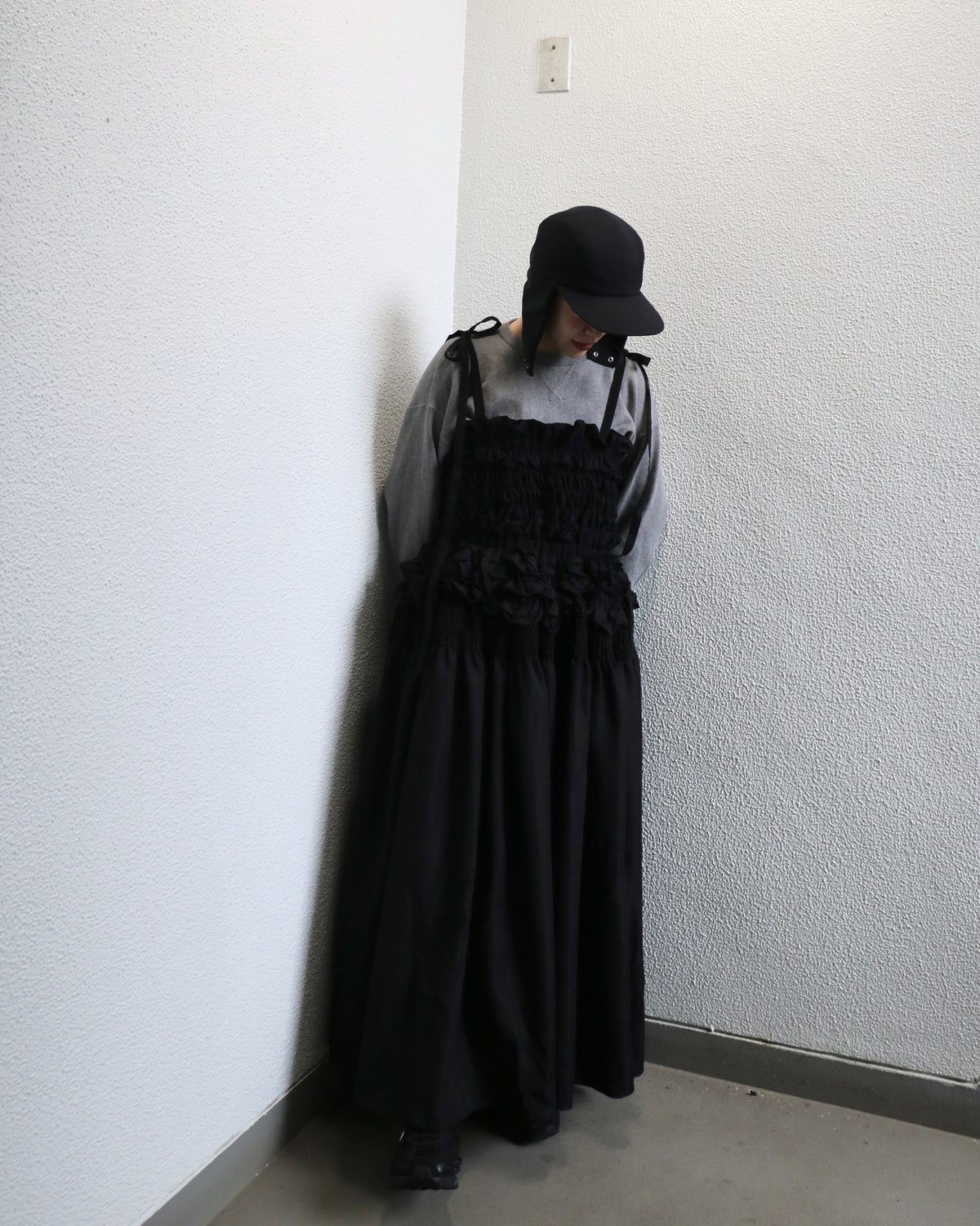 cami ribbon frill onepiece - black