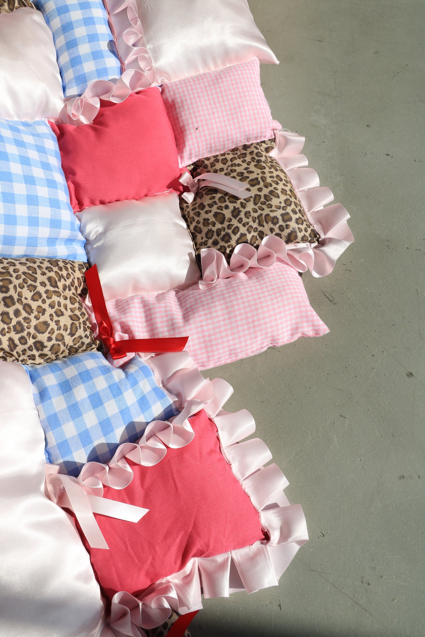 frill patchwork mulchket - small
