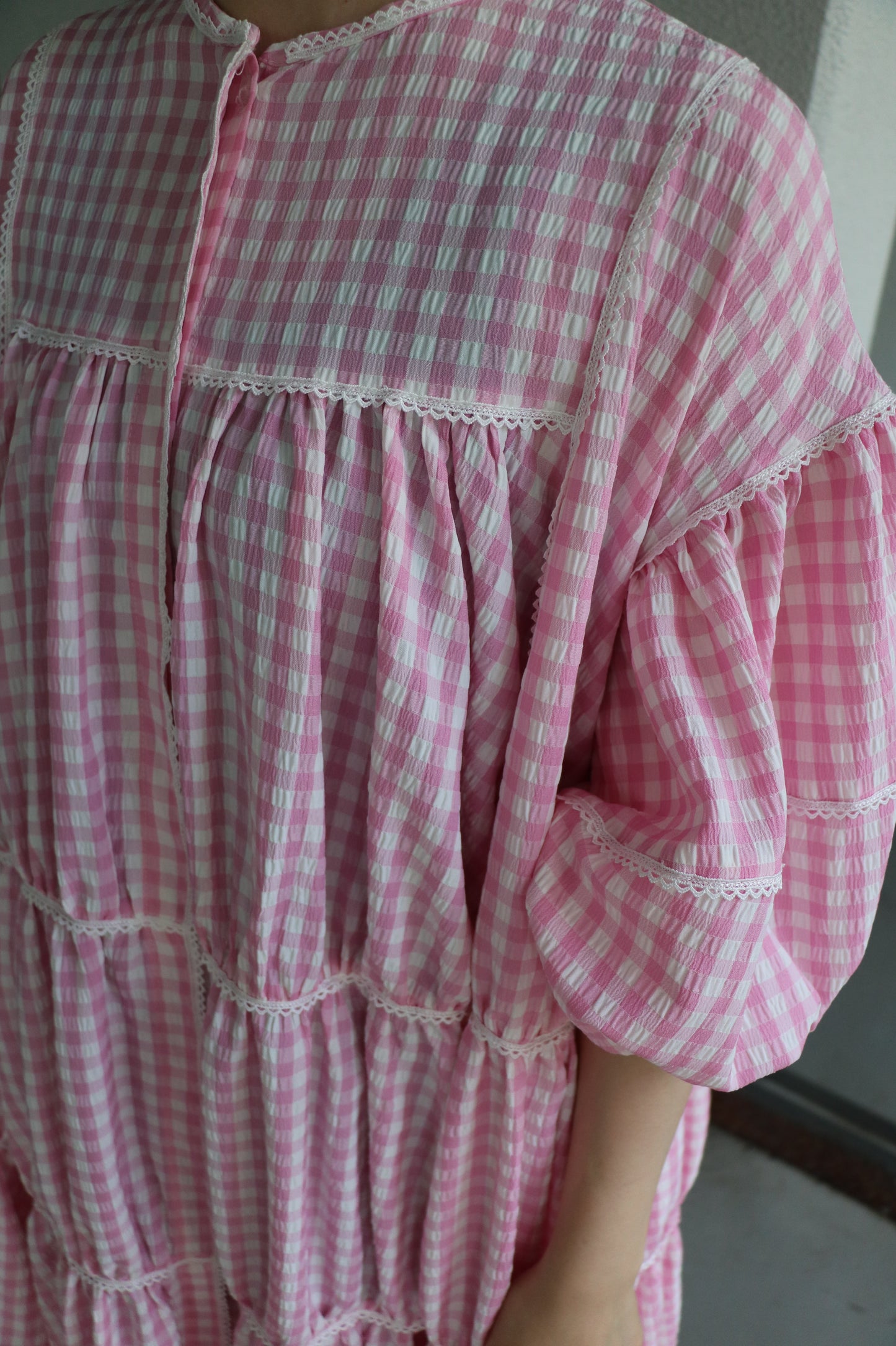 gingham patchwork volume onepiece – pink × white