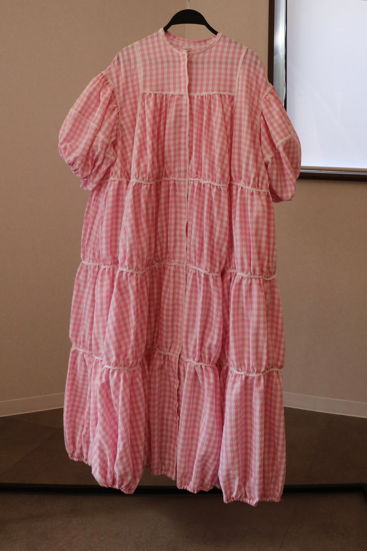 gingham patchwork volume onepiece – pink × white