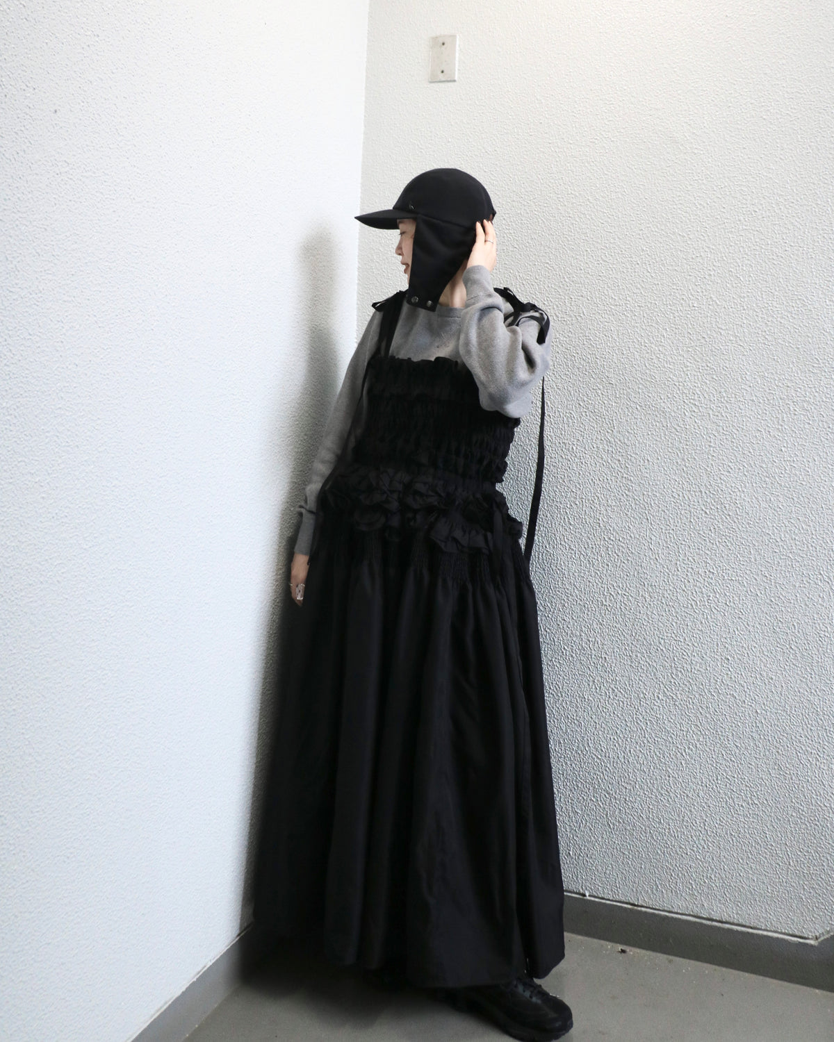 cami ribbon frill onepiece - black