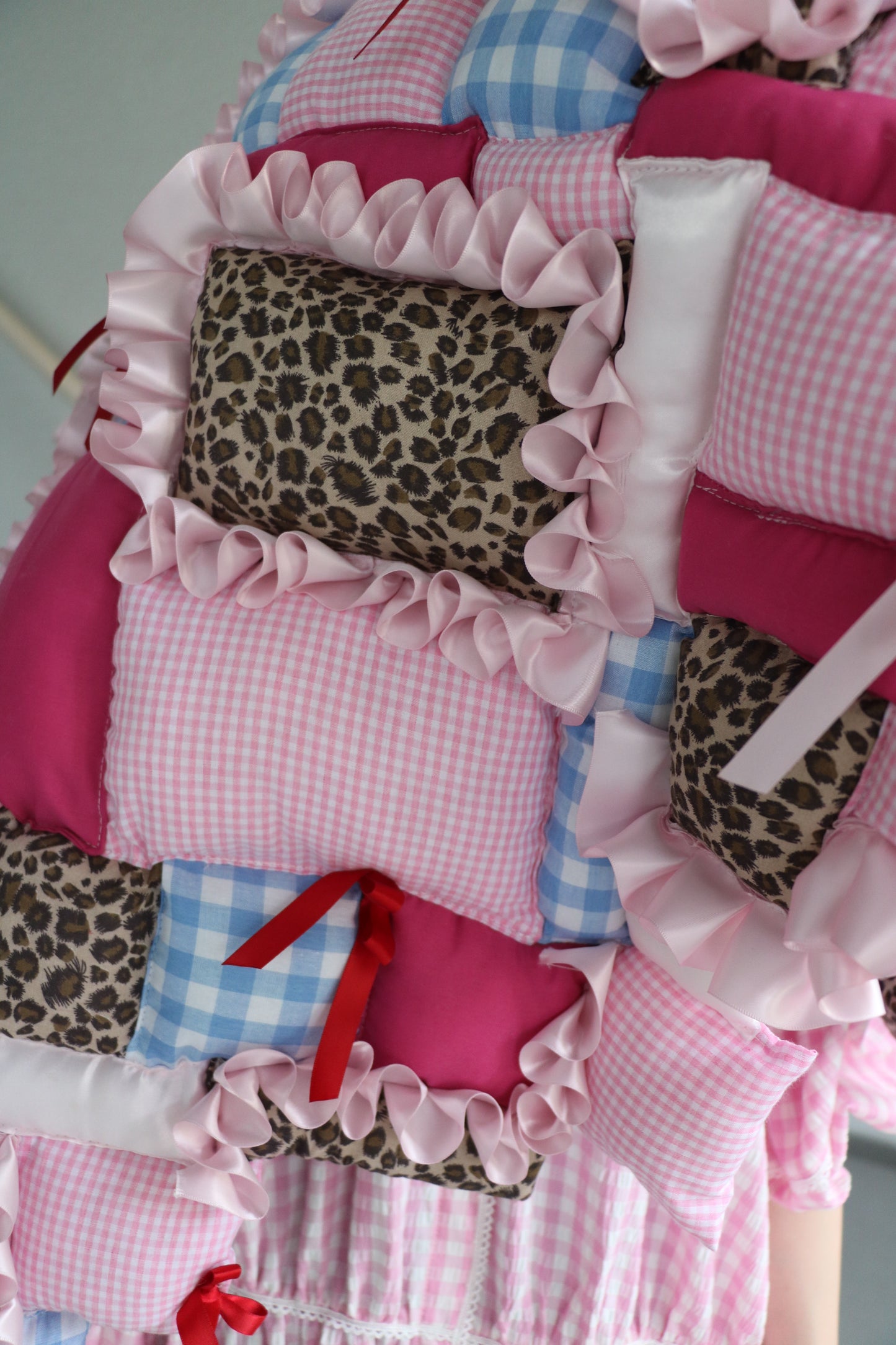 frill patchwork mulchket - small