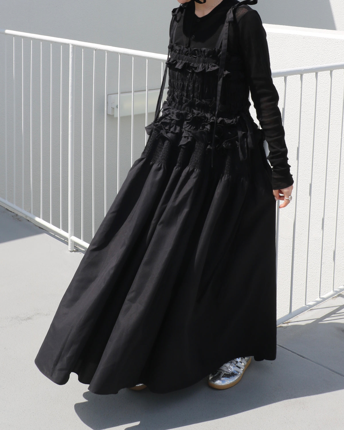 cami ribbon frill onepiece - black