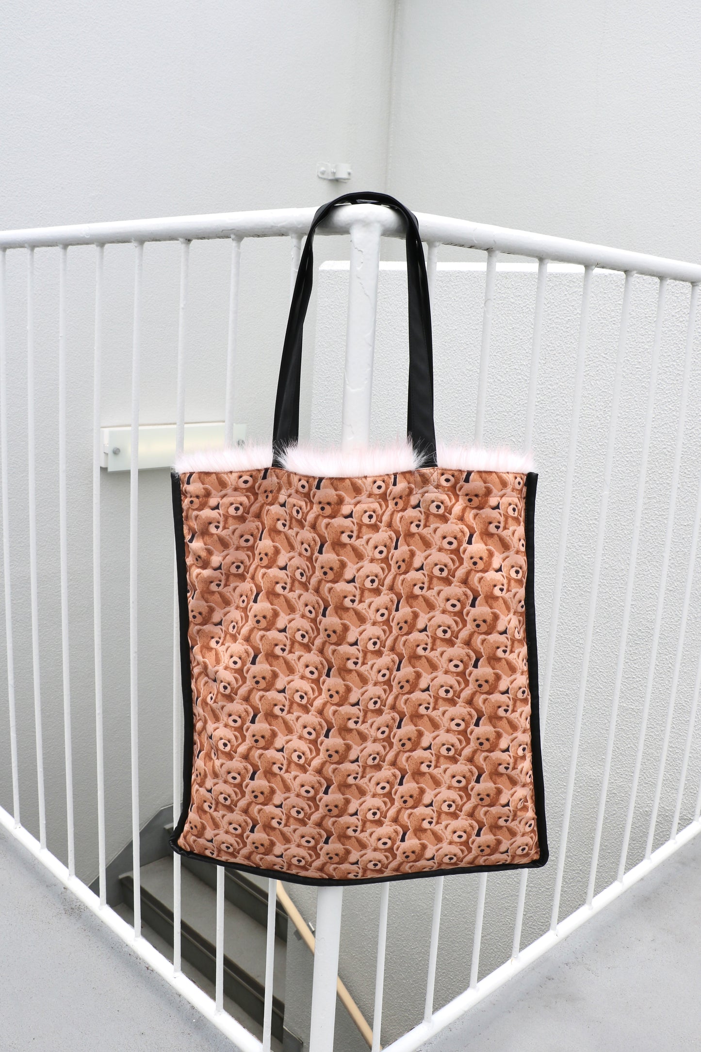 reversible kuma fur bag - pink