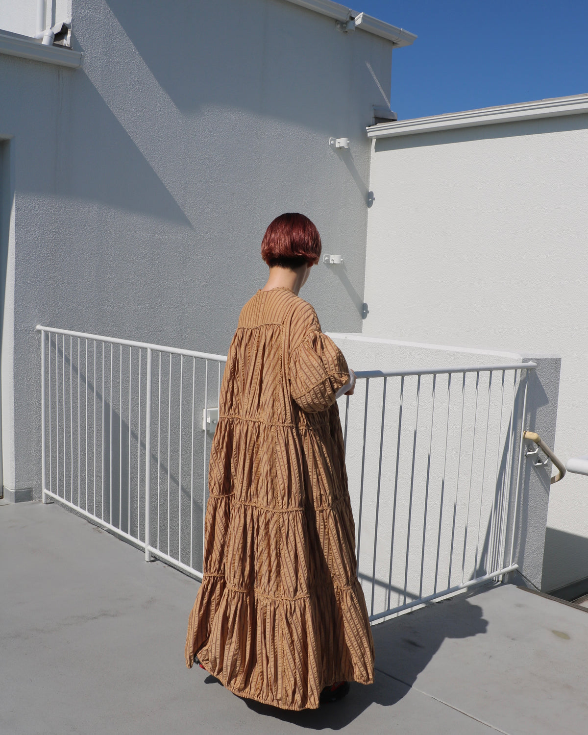 stripe volume onepiece – beige
