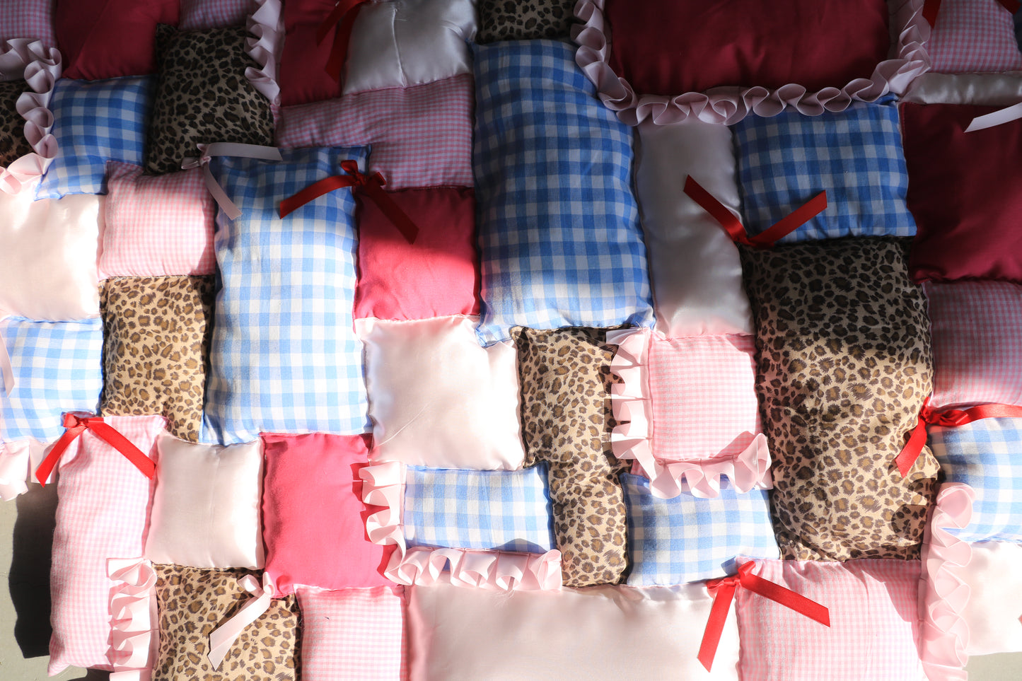 frill patchwork mulchket - small