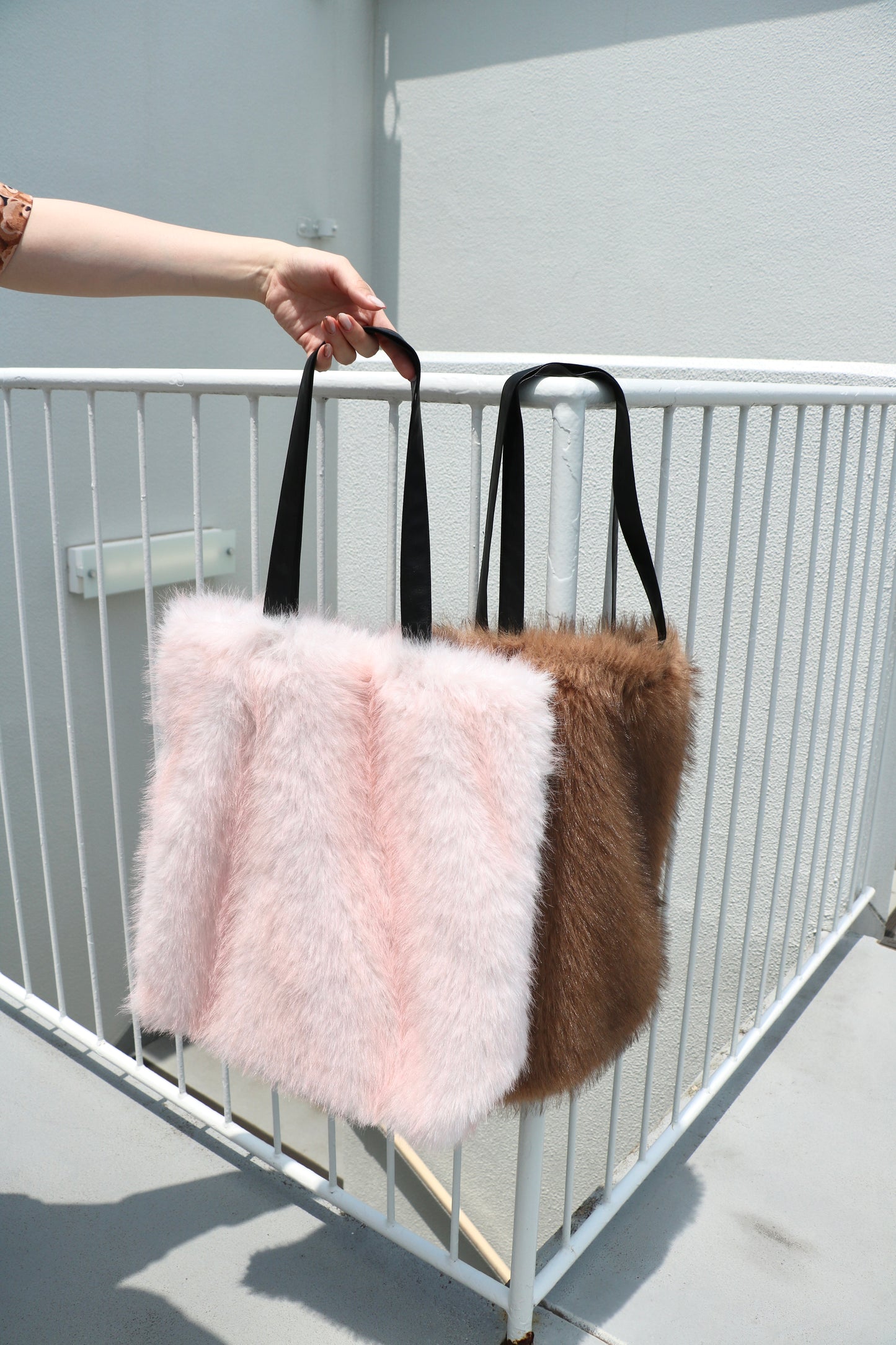 reversible kuma fur bag - brown