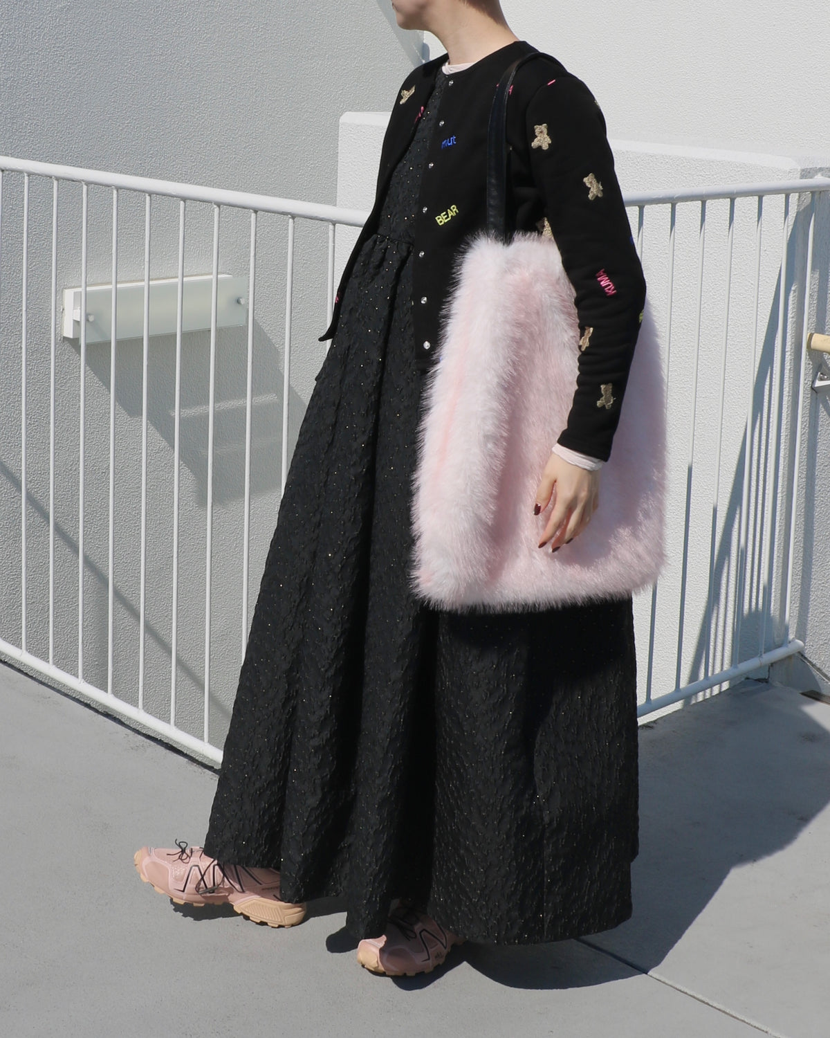 reversible kuma fur bag - pink