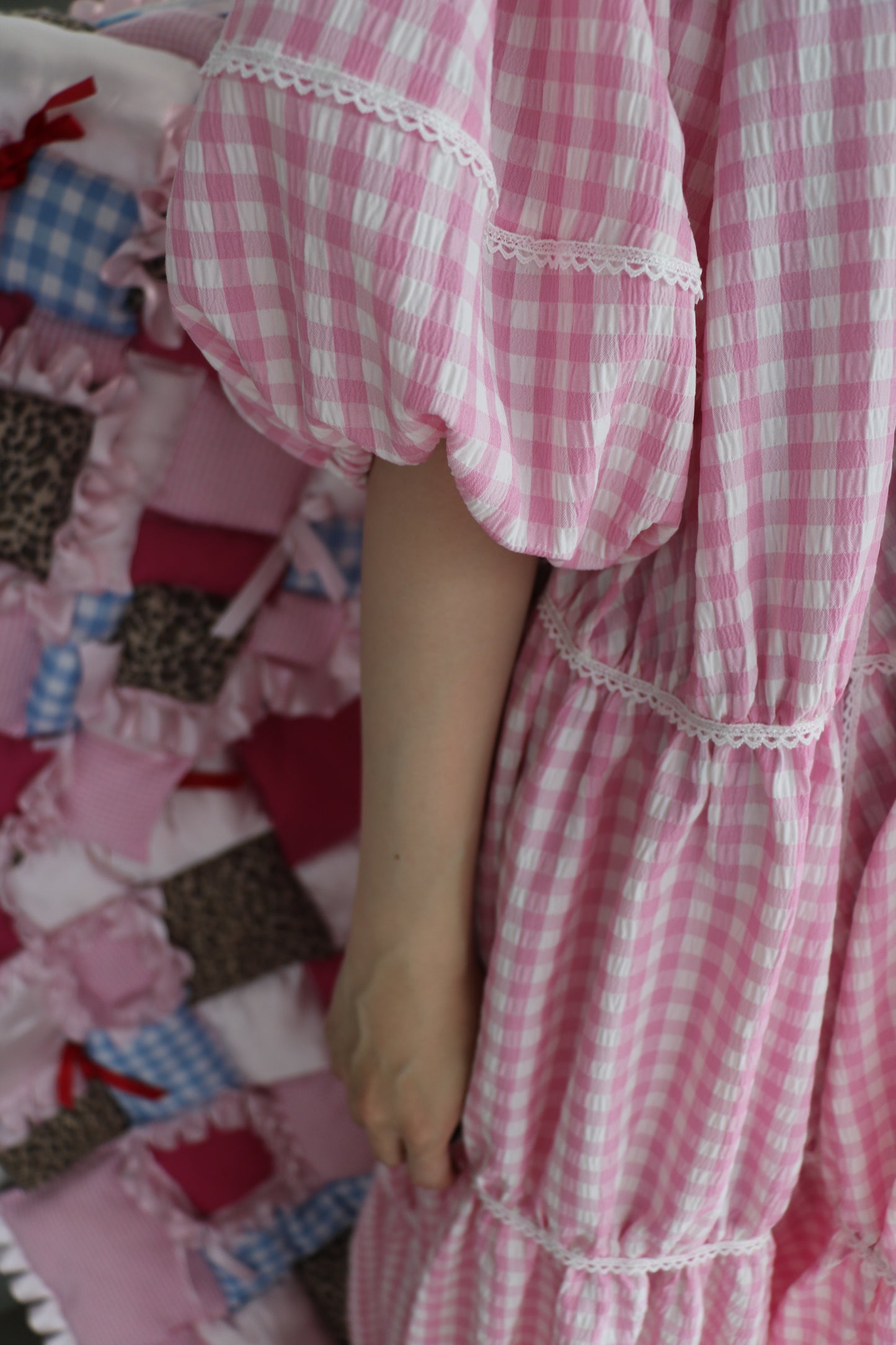 gingham patchwork volume onepiece – pink × white