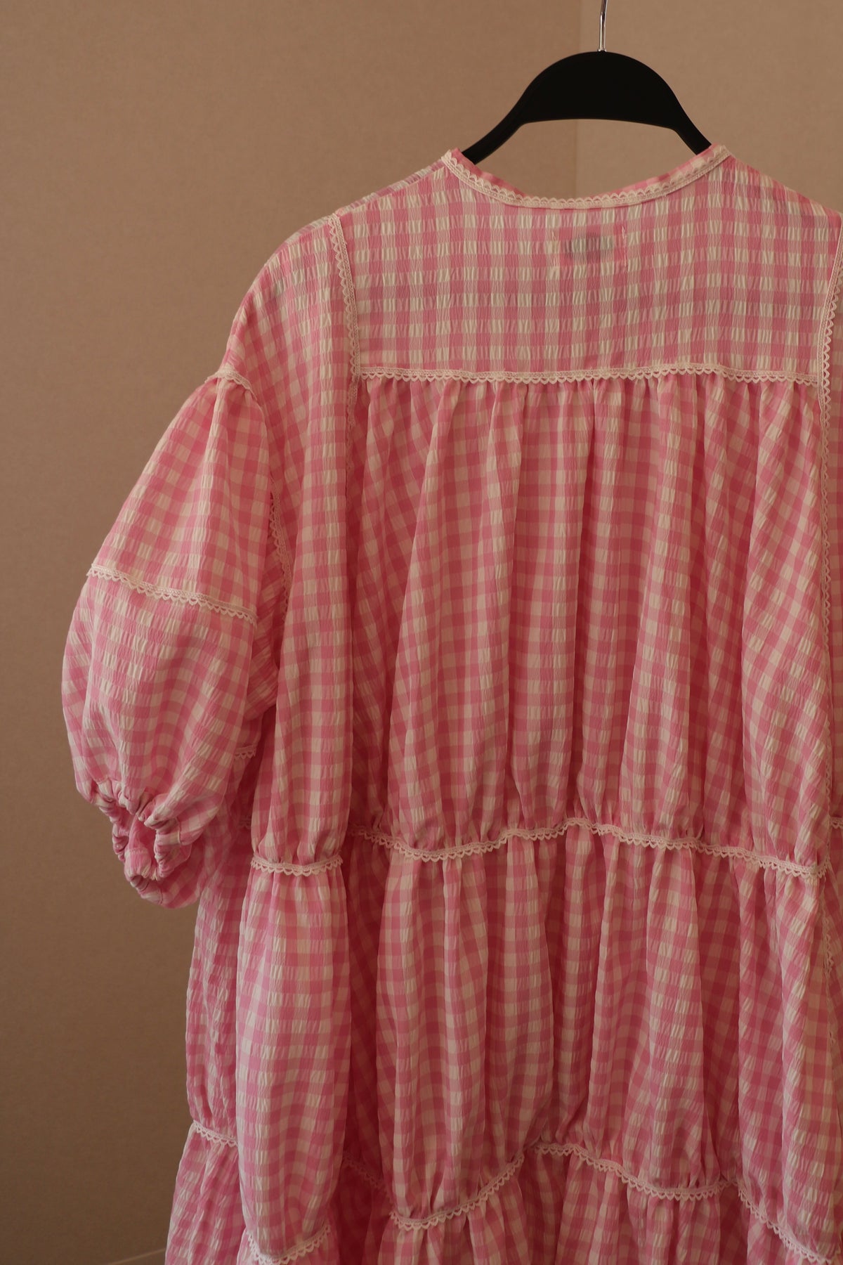 gingham patchwork volume onepiece – pink × white