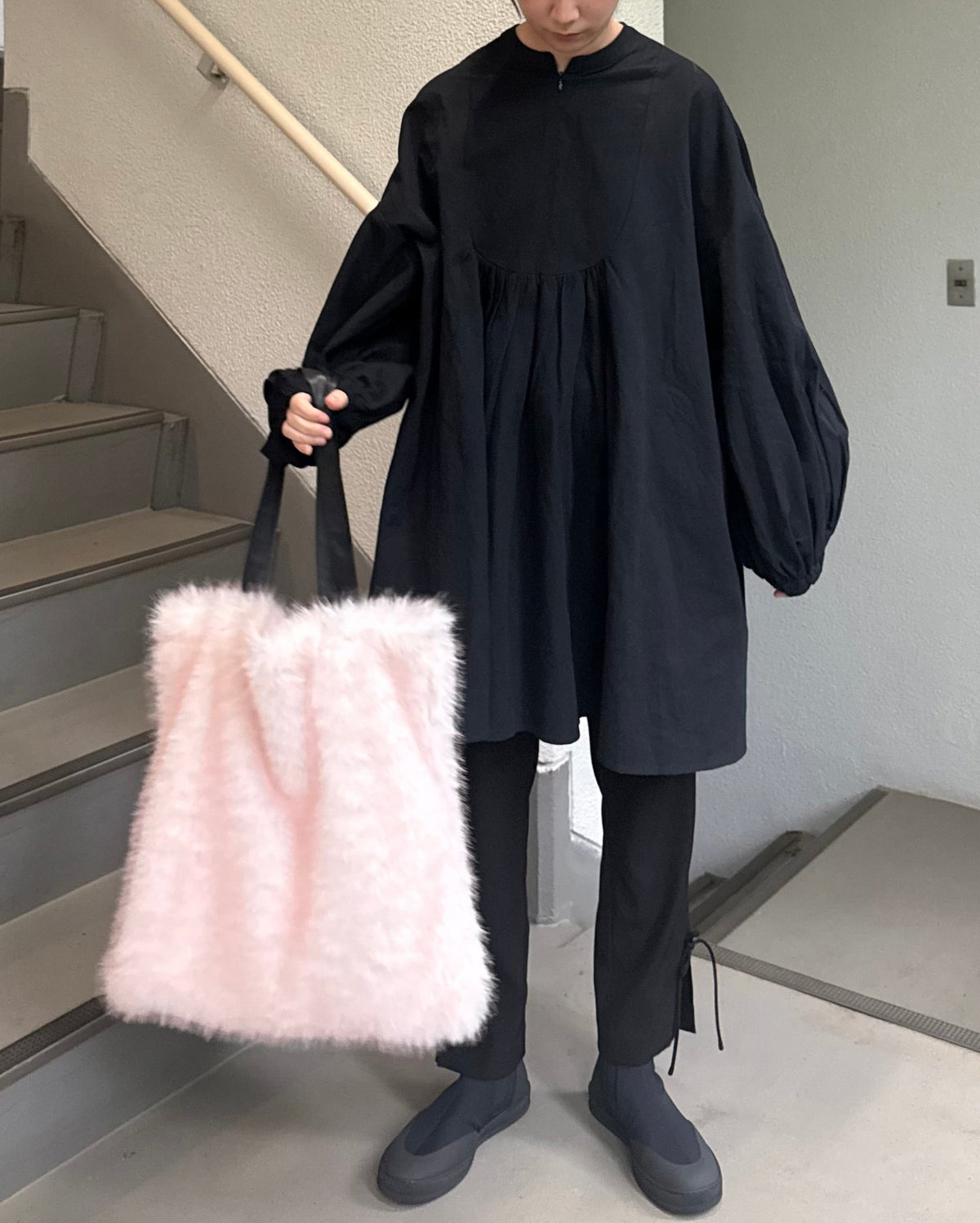 reversible kuma fur bag - pink