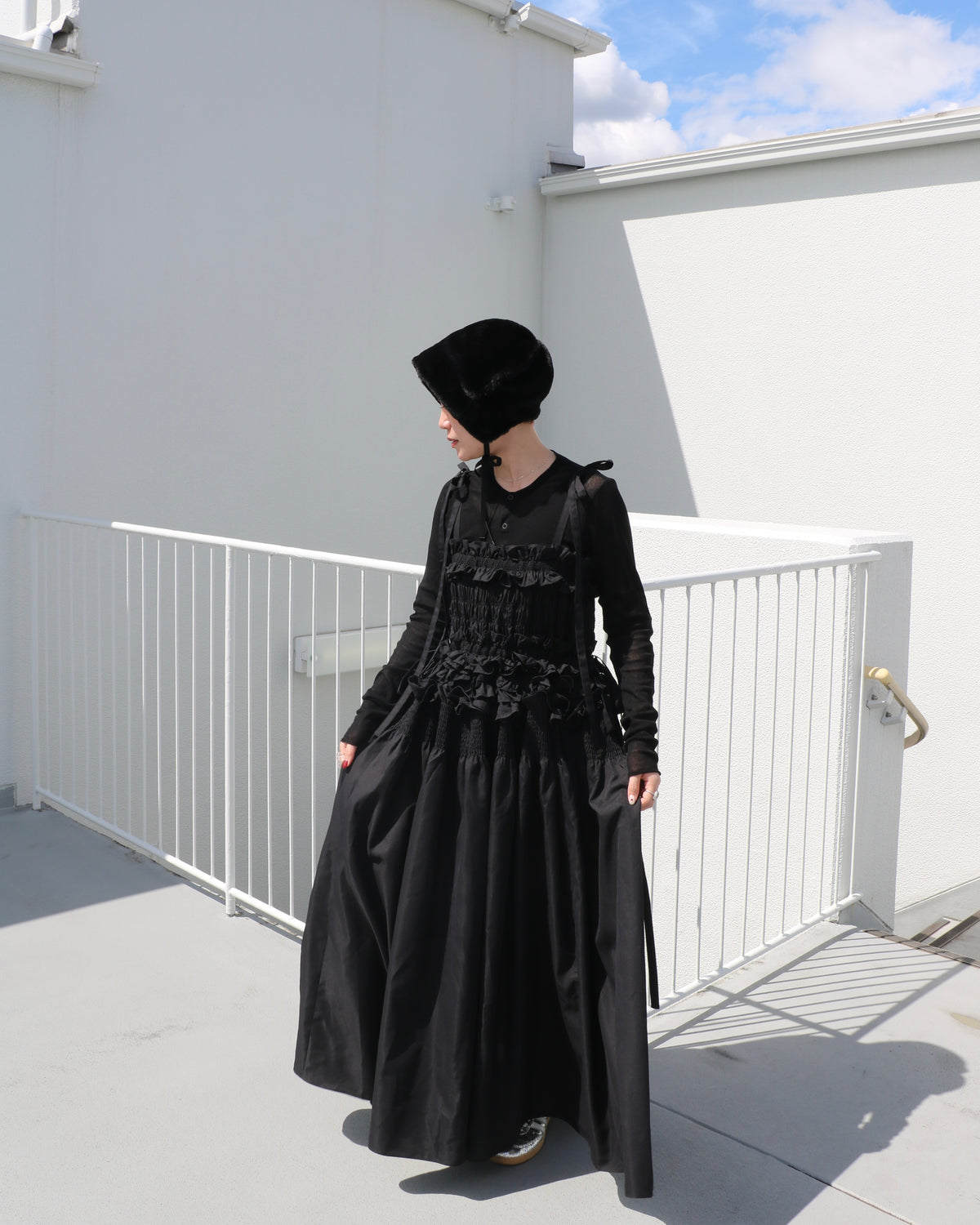 cami ribbon frill onepiece - black