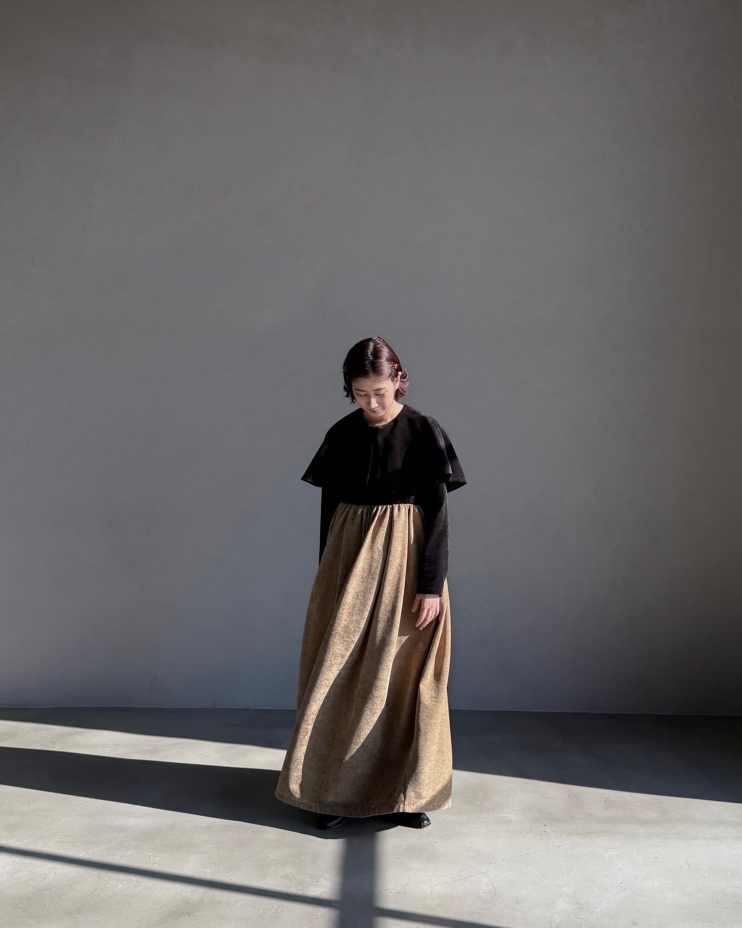 beroa dual onepiece - black × beige