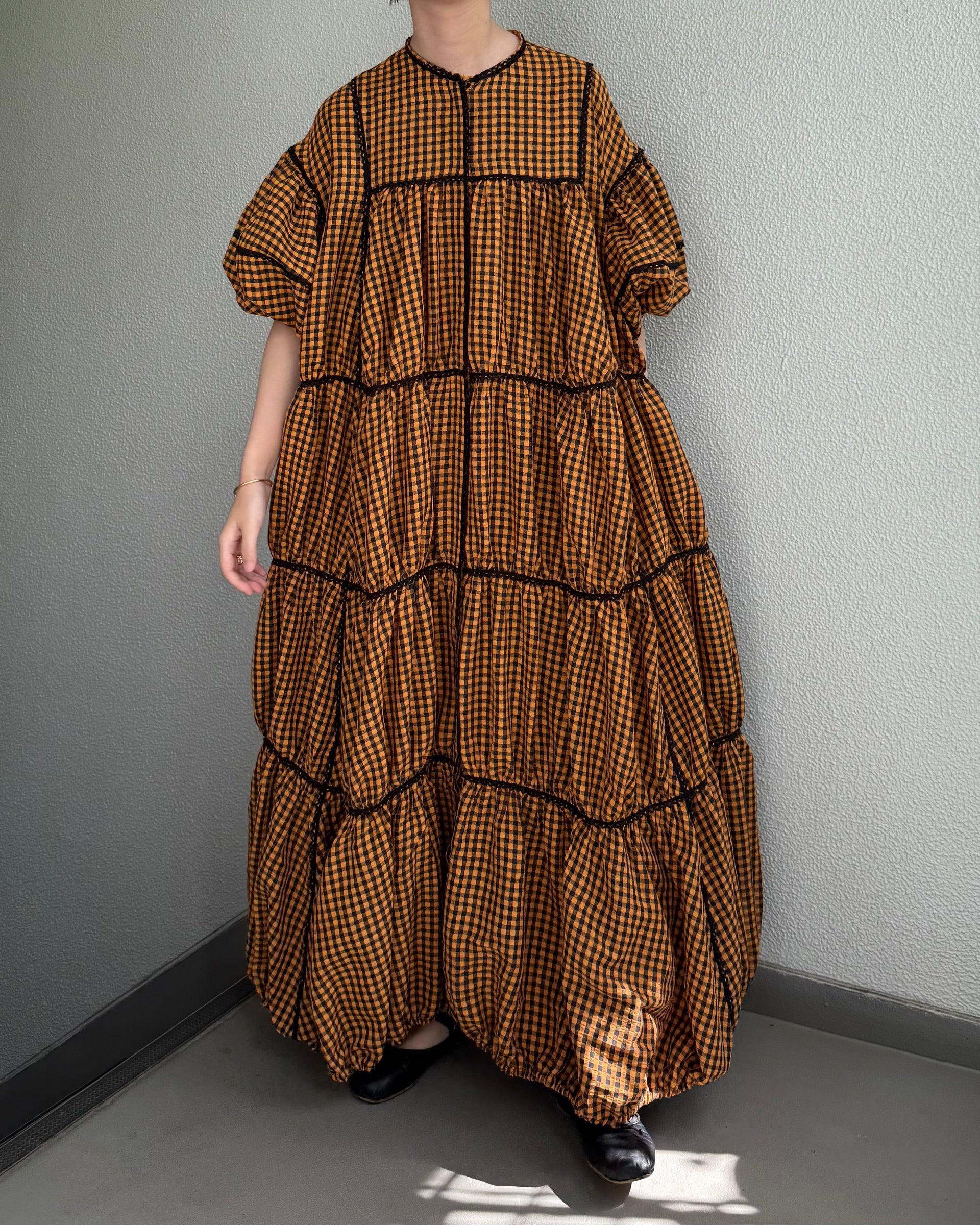 CARAMEL キャラメル 幾何学 グラフィック ワンピース 110 120 予約] gingham patchwork volume onepiece – orange × black – mut