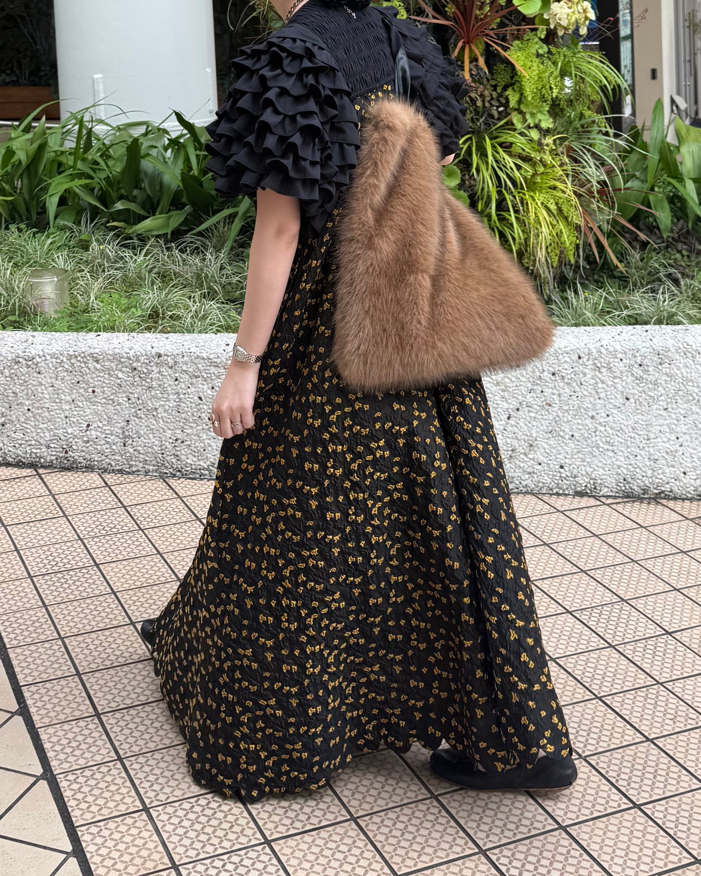 reversible kuma fur bag - brown