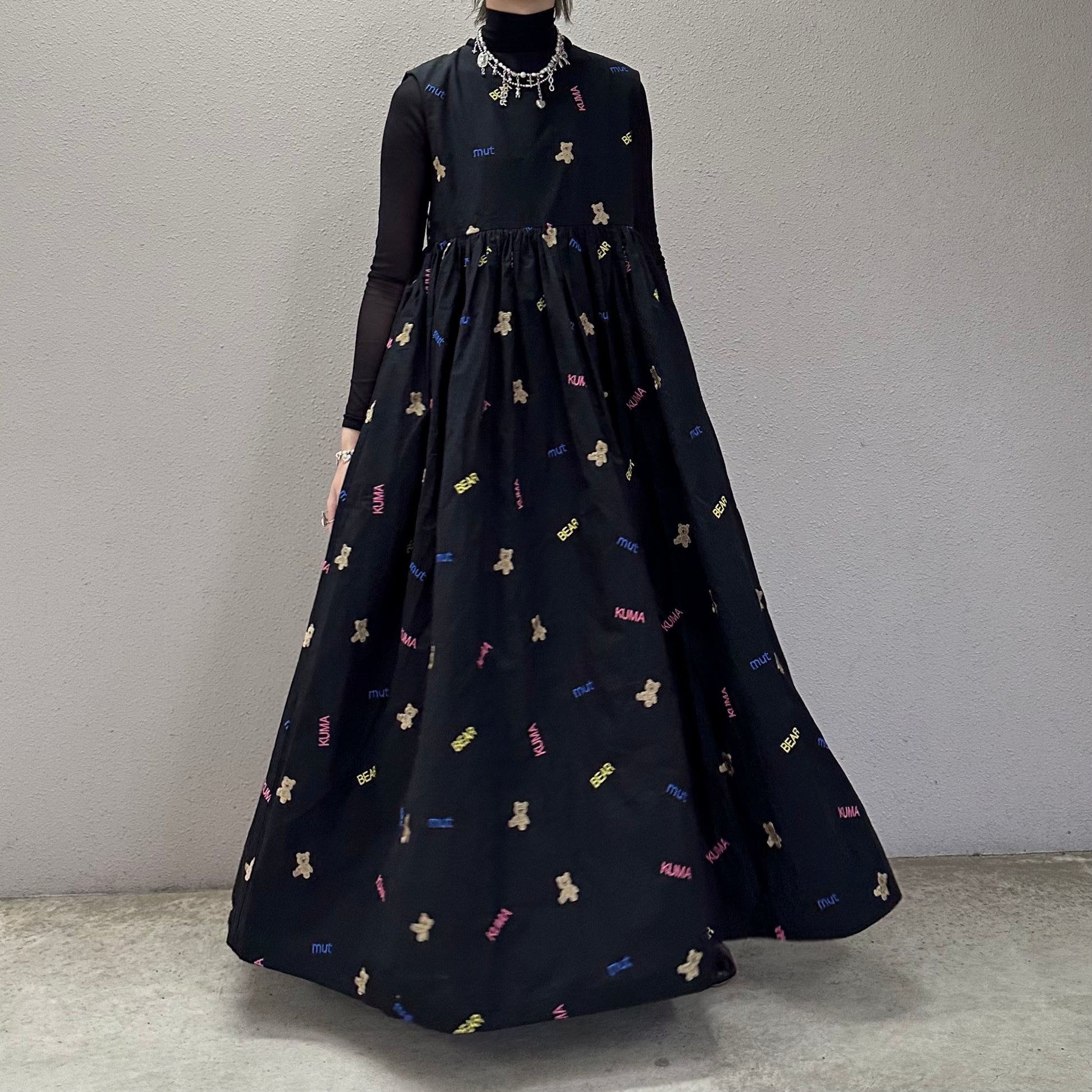 ワンピース mut kuma embroiery onepiece kuma embroiery onepiece – mut