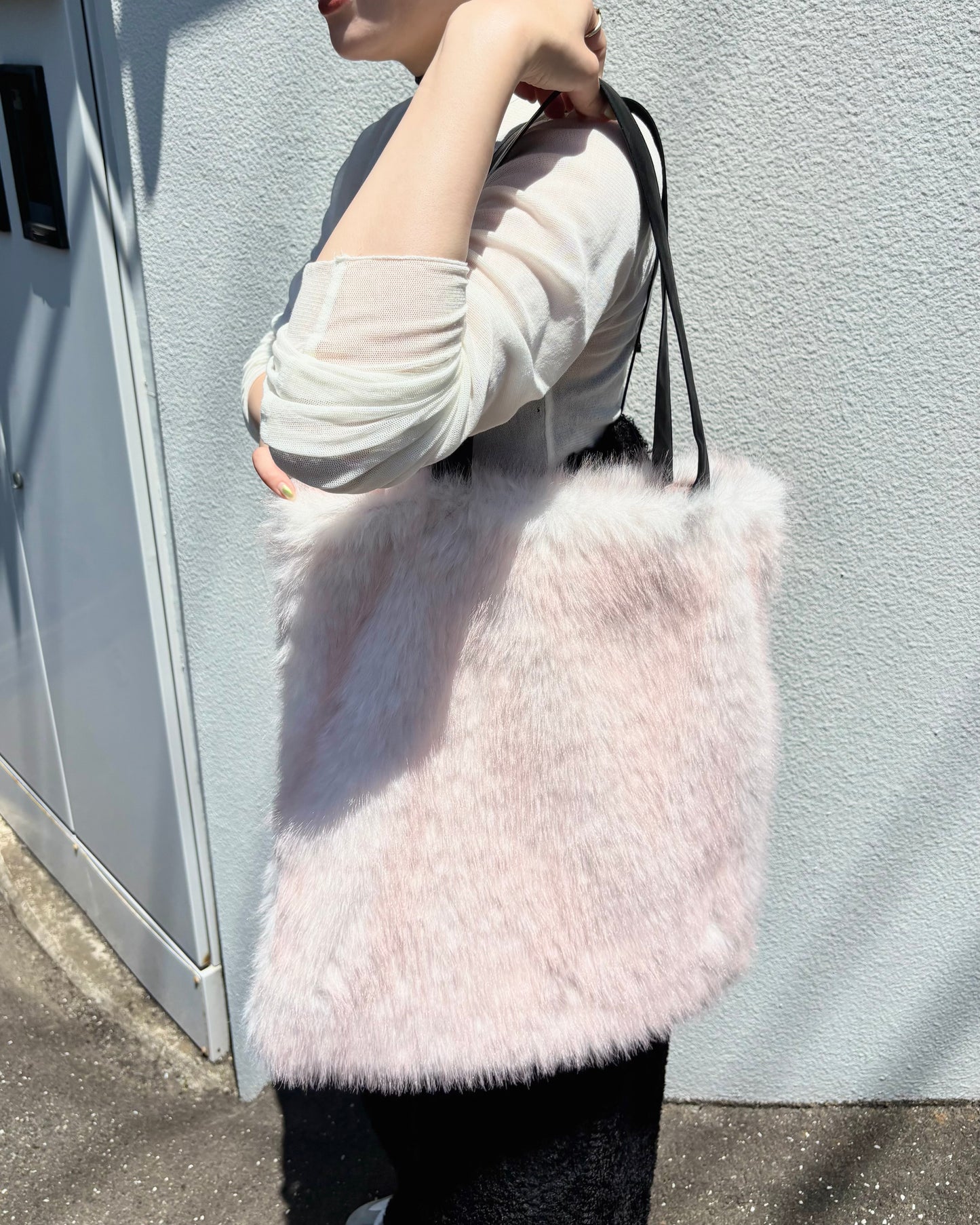 reversible kuma fur bag - pink